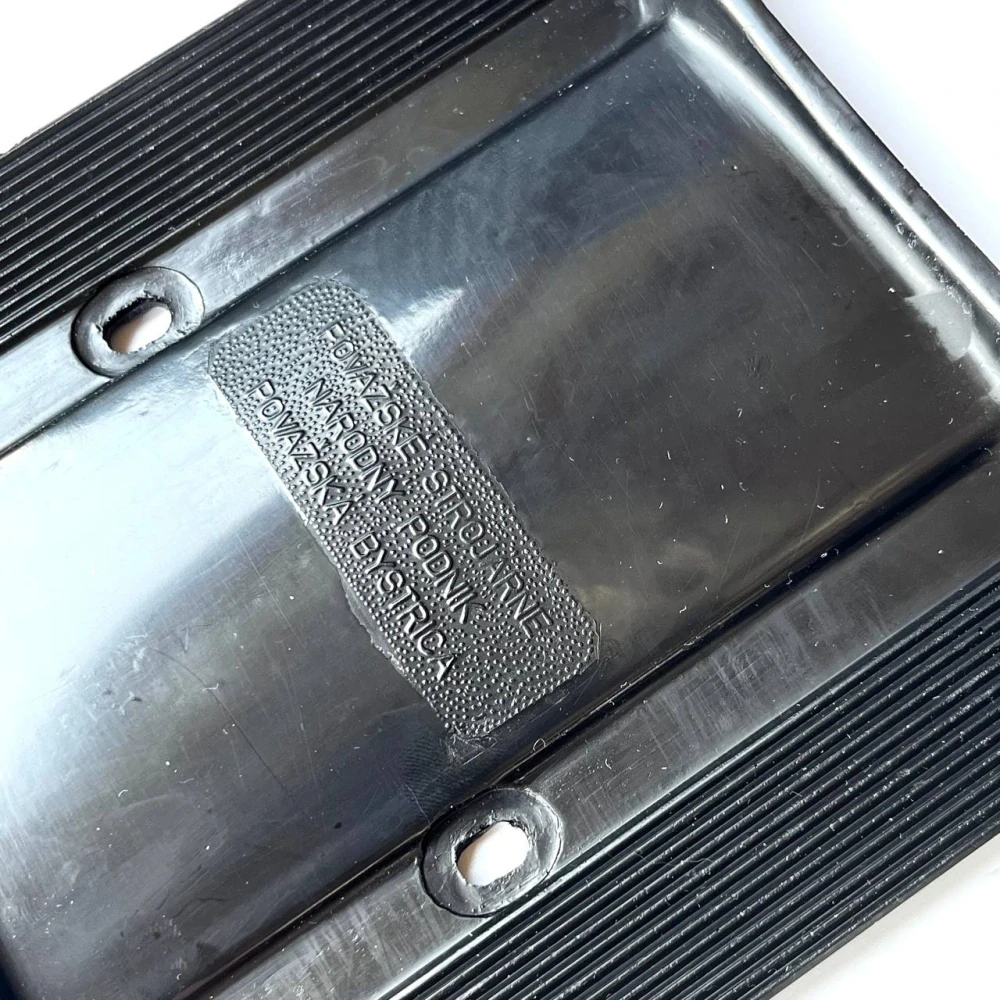 Kryt rámu, podlážka Babetta 207 - ČR