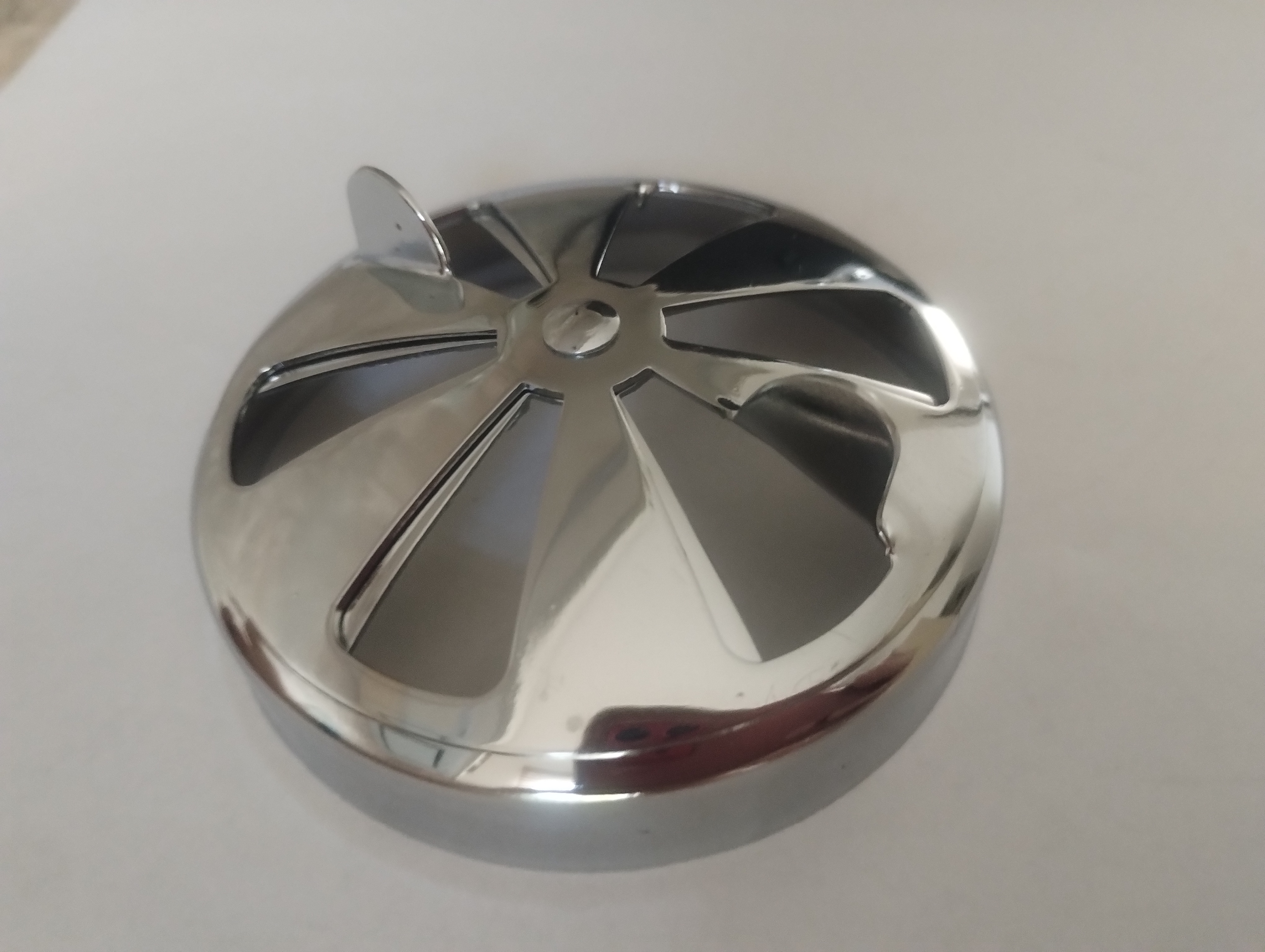 Kryt filtru sání (vzduchový filtr) Jawa Pérák, Kyvačka - chrom