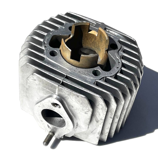 Válec motoru Pionýr Jawa 50/20,21,23 - vyčištěno vodním paprskem