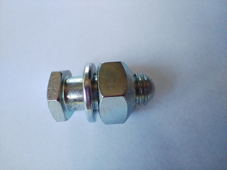 Šroub kola s maticí ČZ 175/501,502 skůtr